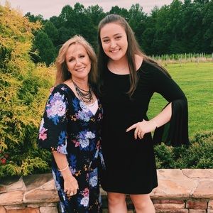 Meet your Posher, Carly